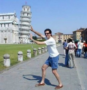 La torre di Pisa nelle foto turistiche